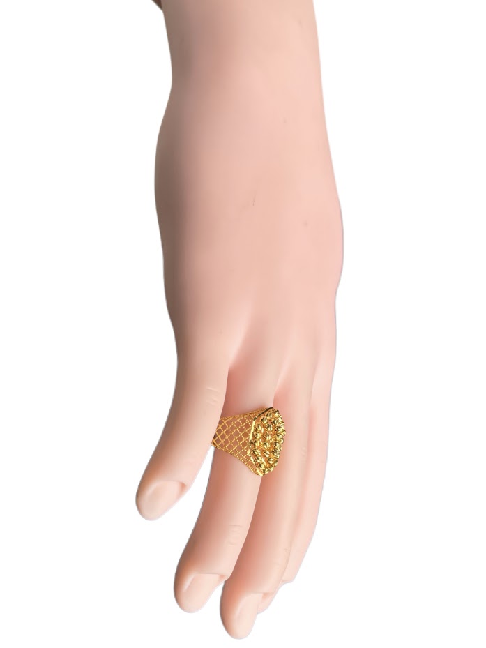 22K Gold Ring 3.98g