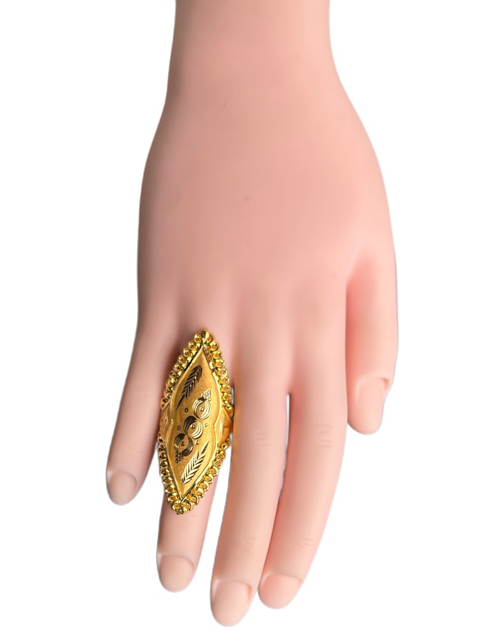 22K Gold Ring 4.51g