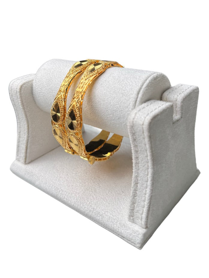 21K Gold Bangle 33.15g