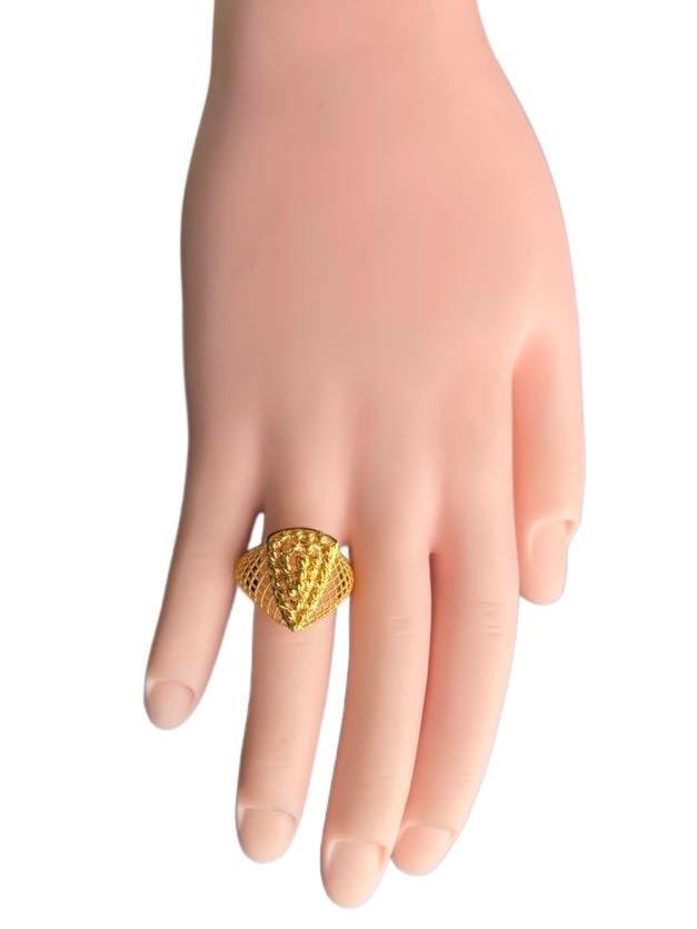 22K Gold Ring 4.05g