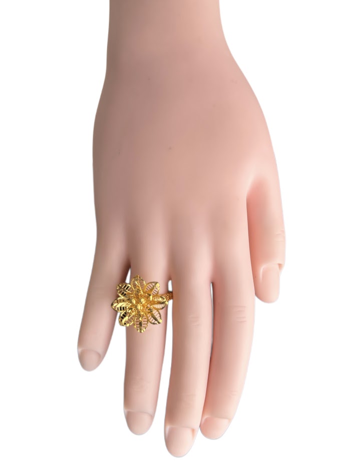 22K Gold Ring 3.18g