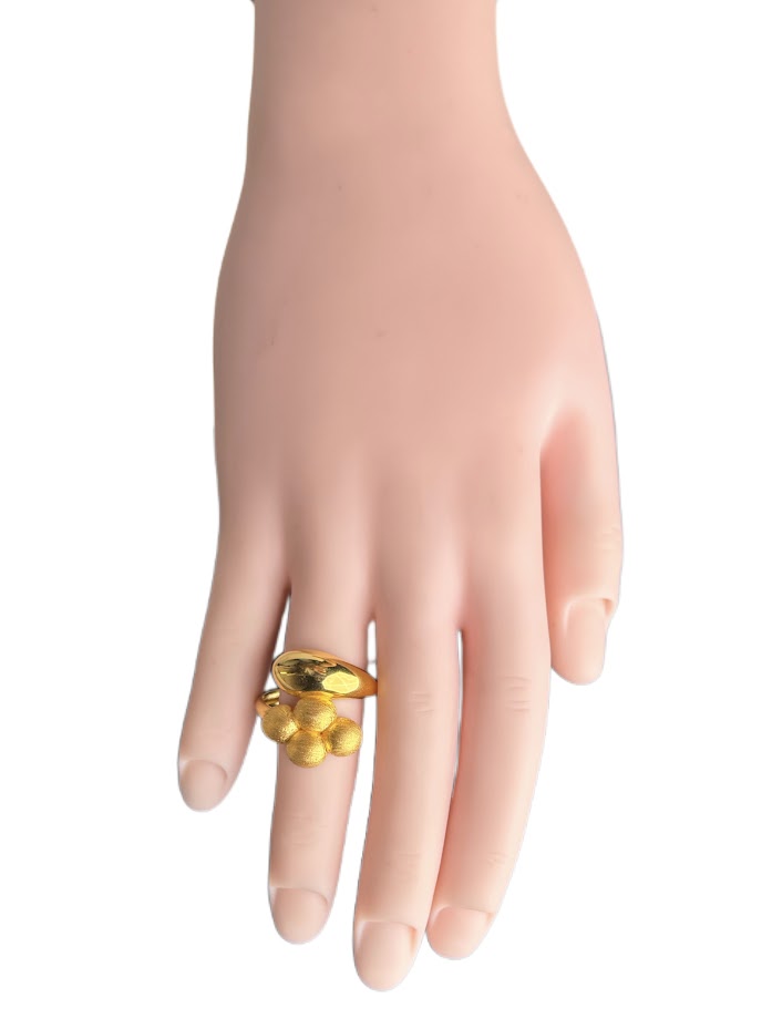 22K Gold Ring 3.32g