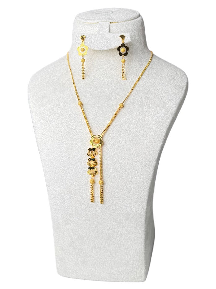 22K Gold Necklace & Earrings 13.7g