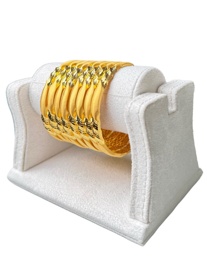 22K Gold Bangle 58.23g