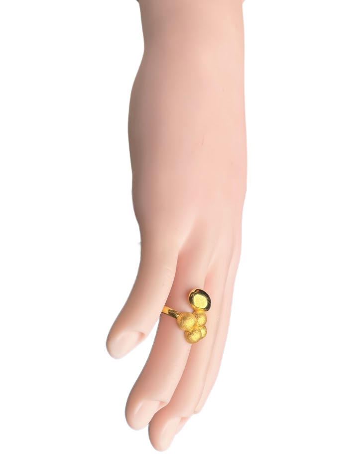 22K Gold Ring 3.32g