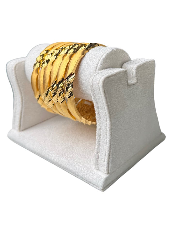22K Gold Bangle 65.39g