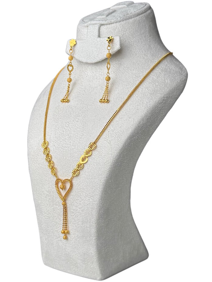 22K Gold Necklace & Ring & Earrings 14.37g