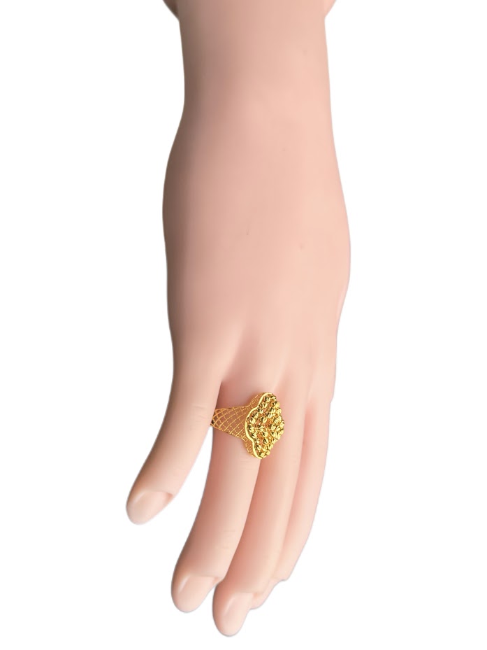 22K Gold Ring 4.01g