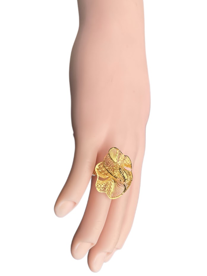 21K Gold Ring 4.42g