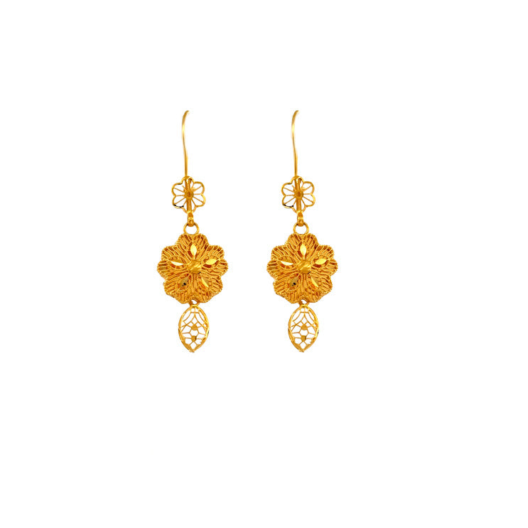 22K Gold Earrings 3.99g