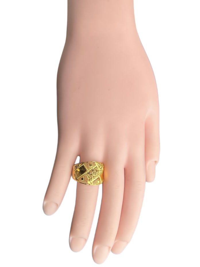 21K Gold Ring 3.73g