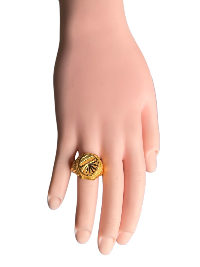 22K Gold Ring 3.29g