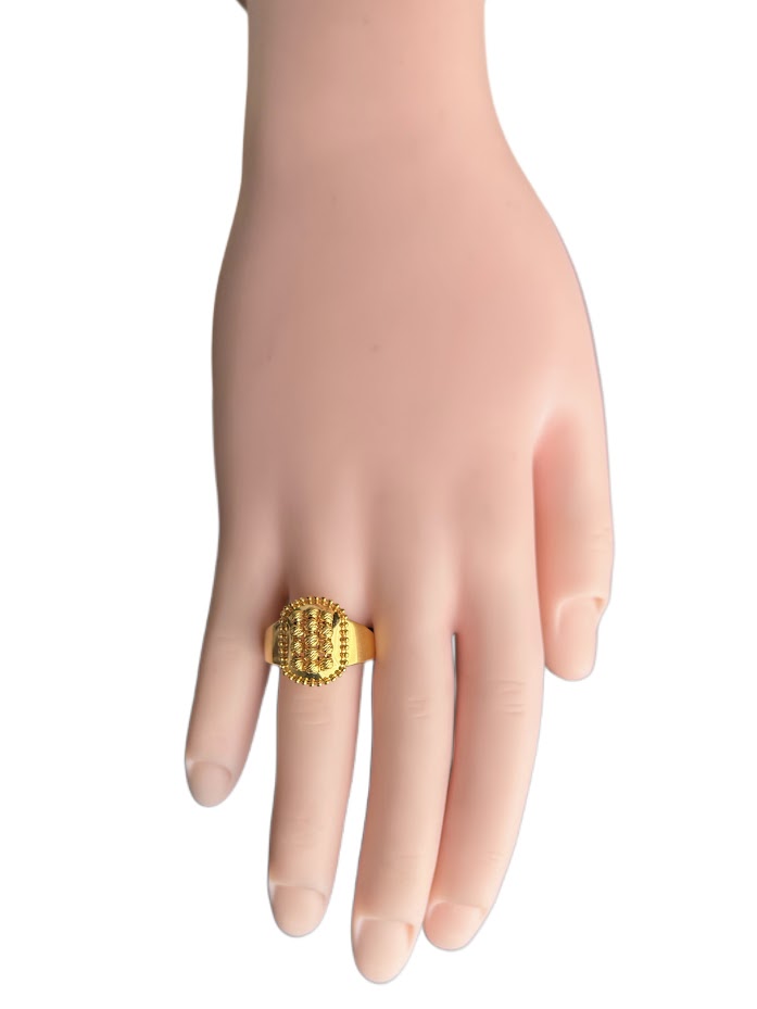 22K Gold Ring 3.7g