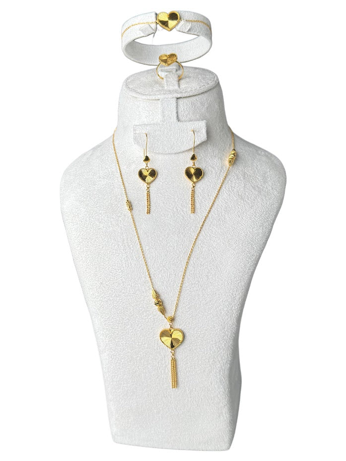 22K Gold Necklace & Ring & Earrings 21.02g
