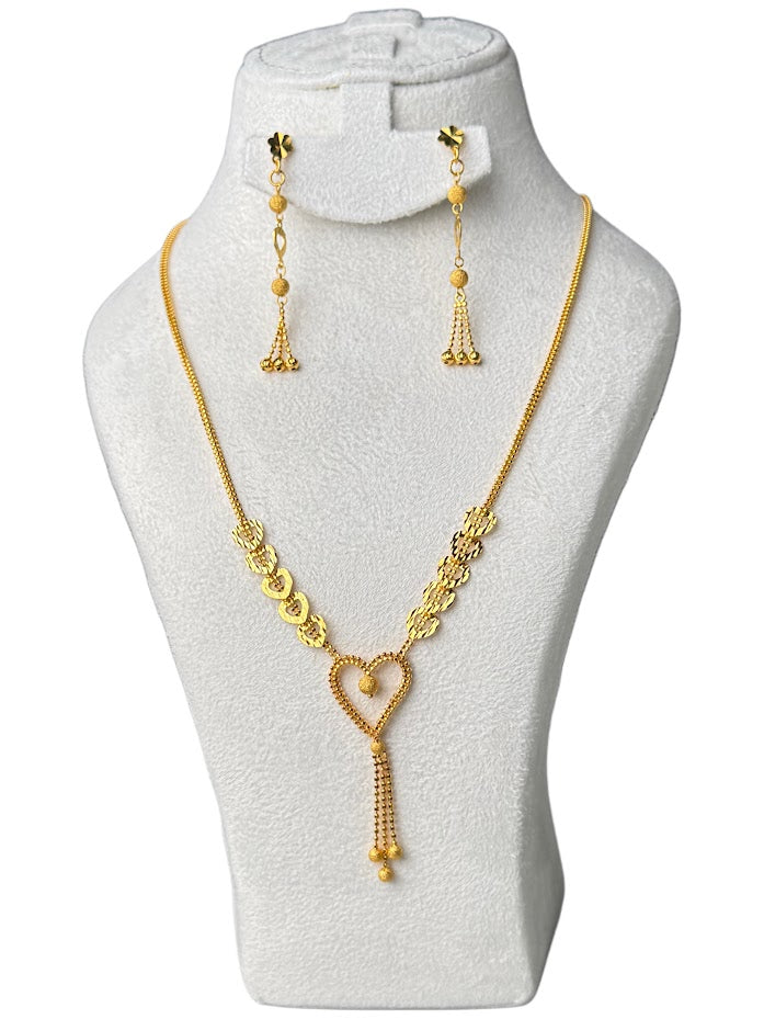 22K Gold Necklace & Ring & Earrings 14.37g