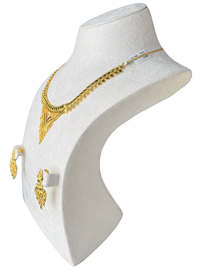 22K Gold Necklace & Ring & Earrings 14.09g